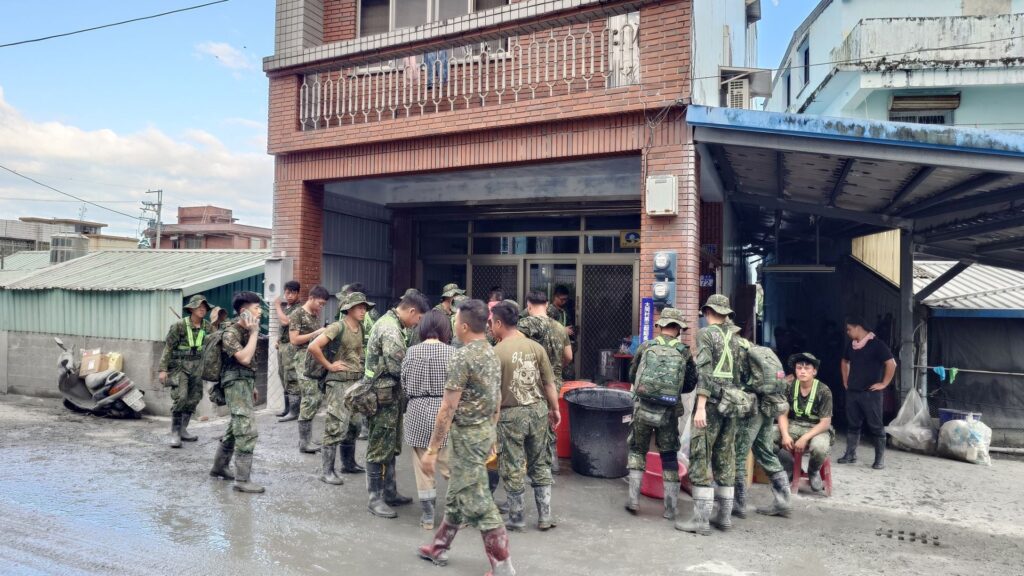 花蓮重建進行中　醫師喊話：防護不足恐換來慢性病